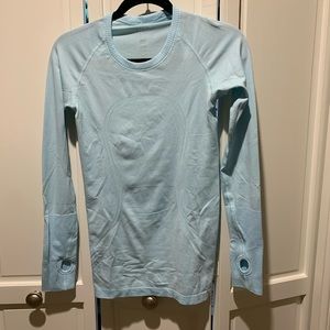 Lululemon LS Swiftly Light Blue Size 6